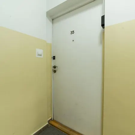 Stary Browar Comfort Apartment By Bookinghost 포즈난